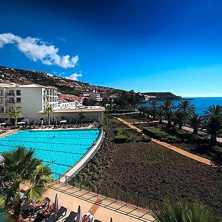 Gale Hotel