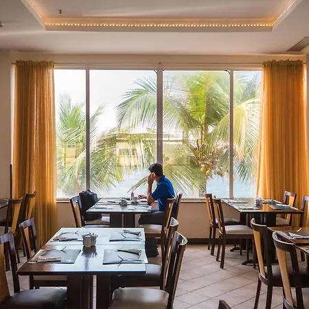 Gale Santa Cruz Hotel 4*